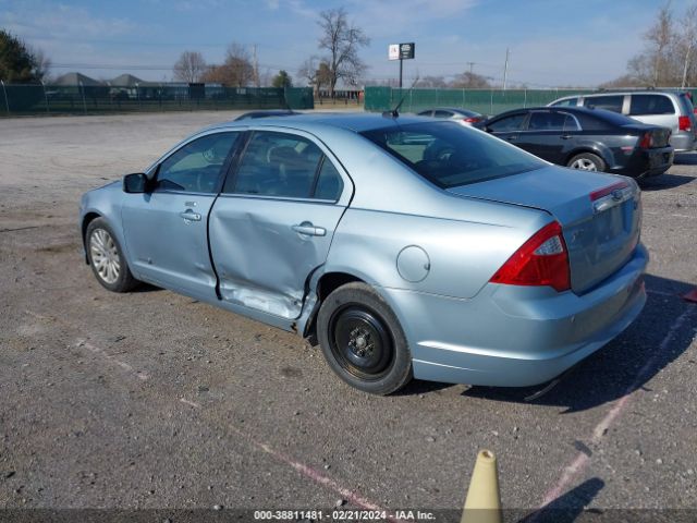 Photo 2 VIN: 3FADP0L35AR215125 - FORD FUSION HYBRID 