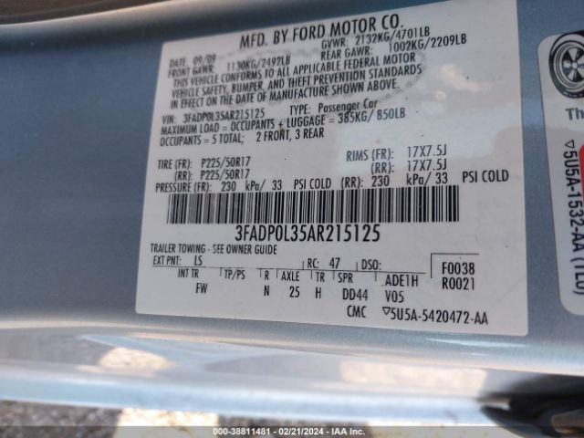 Photo 8 VIN: 3FADP0L35AR215125 - FORD FUSION HYBRID 