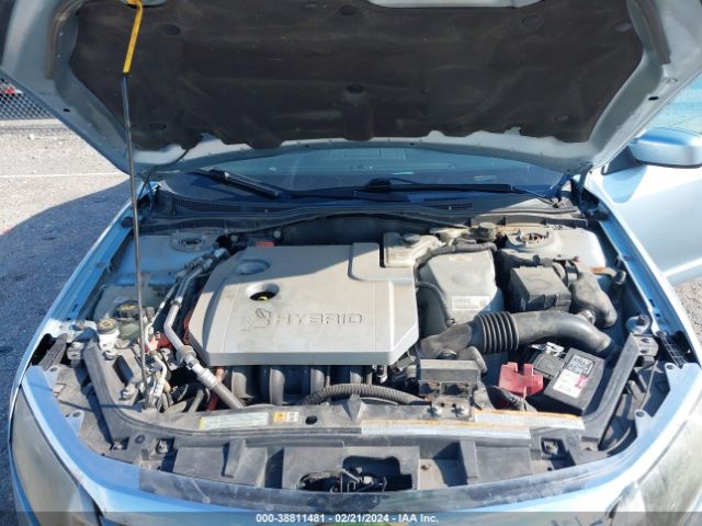 Photo 9 VIN: 3FADP0L35AR215125 - FORD FUSION HYBRID 