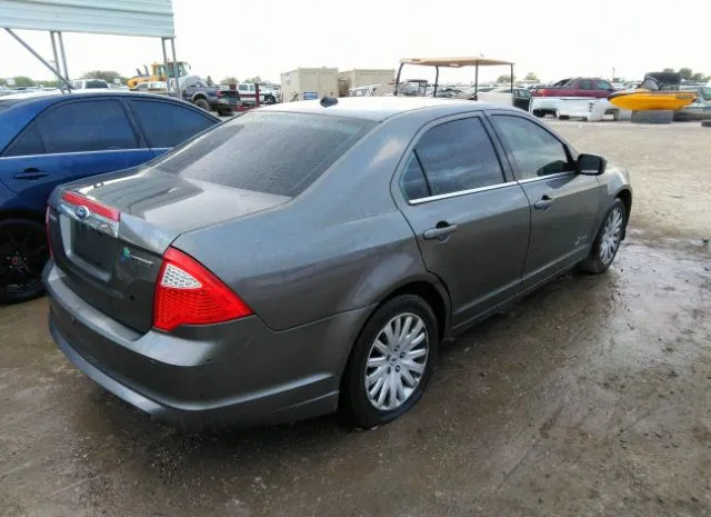 Photo 3 VIN: 3FADP0L35BR135213 - FORD FUSION 