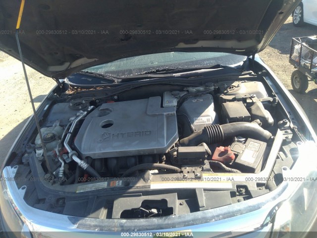 Photo 9 VIN: 3FADP0L35BR186047 - FORD FUSION 