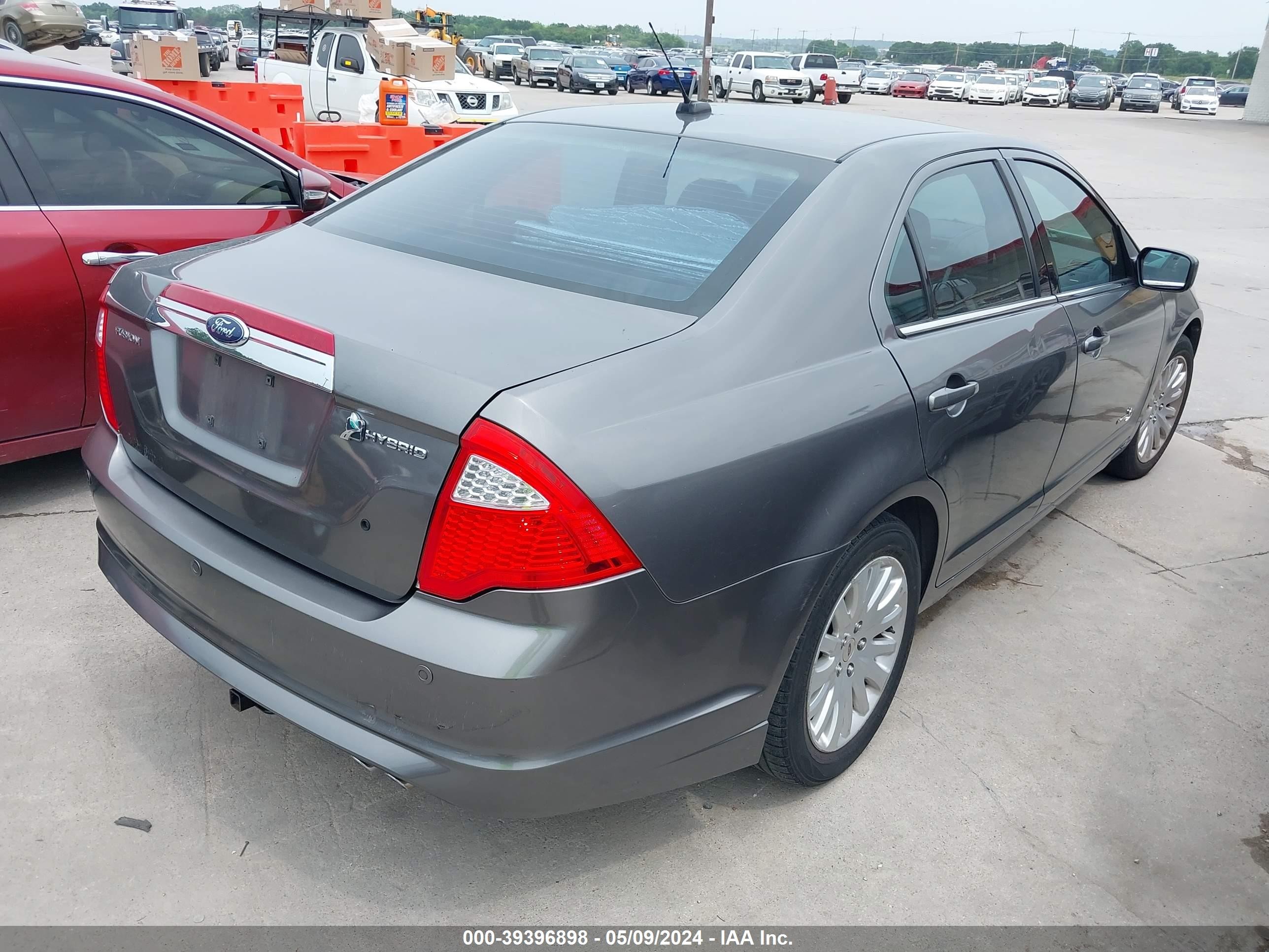 Photo 3 VIN: 3FADP0L36AR106754 - FORD FUSION 