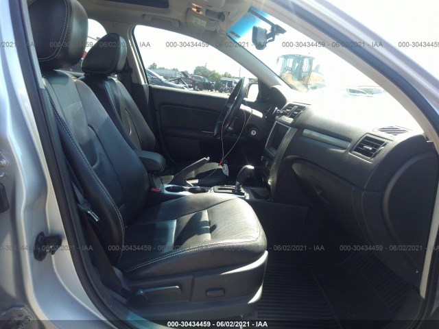 Photo 4 VIN: 3FADP0L36AR179266 - FORD FUSION 