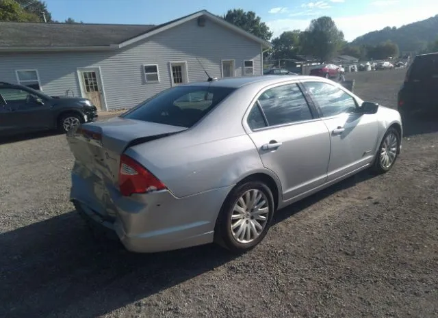 Photo 3 VIN: 3FADP0L36AR309546 - FORD FUSION 