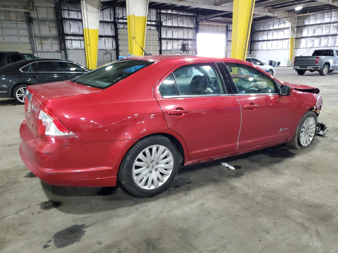 Photo 2 VIN: 3FADP0L36BR117030 - FORD FUSION 