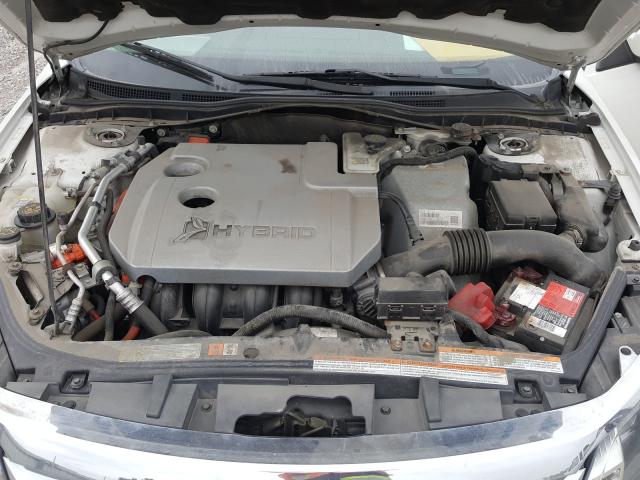 Photo 6 VIN: 3FADP0L36BR270393 - FORD FUSION HYB 