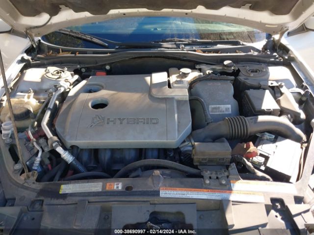 Photo 9 VIN: 3FADP0L36BR282091 - FORD FUSION HYBRID 