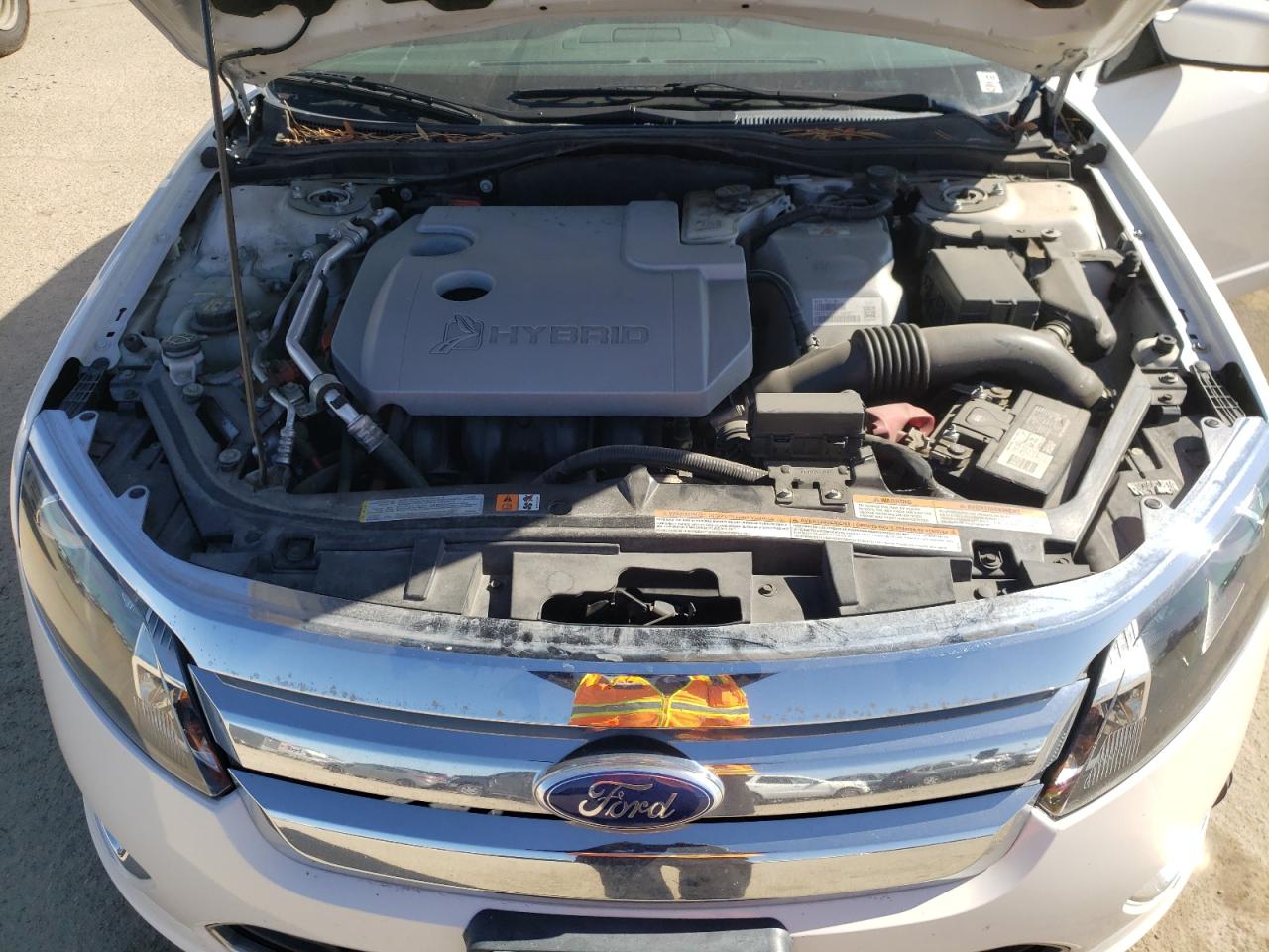 Photo 10 VIN: 3FADP0L36BR286397 - FORD FUSION 