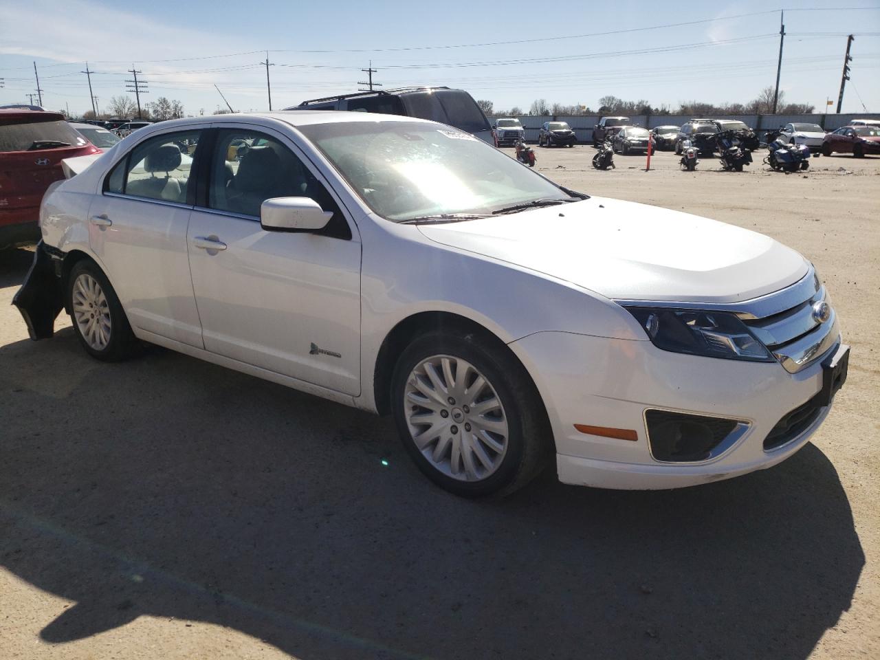 Photo 3 VIN: 3FADP0L36BR286397 - FORD FUSION 