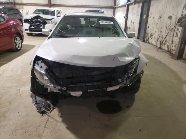 Photo 4 VIN: 3FADP0L36CR288944 - FORD FUSION 4D 