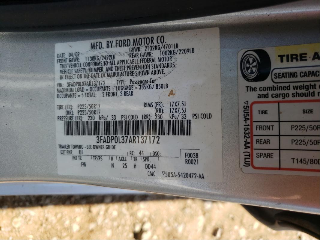 Photo 9 VIN: 3FADP0L37AR137172 - FORD FUSION HYB 