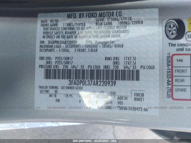 Photo 8 VIN: 3FADP0L37AR220939 - FORD FUSION 