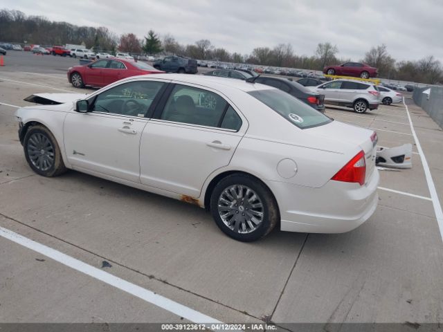 Photo 2 VIN: 3FADP0L37BR110457 - FORD FUSION HYBRID 