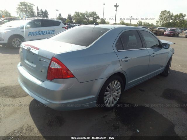 Photo 3 VIN: 3FADP0L37BR142647 - FORD FUSION 