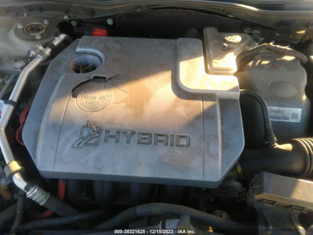 Photo 9 VIN: 3FADP0L38AR139352 - FORD FUSION HYBRID 