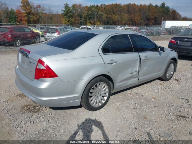 Photo 3 VIN: 3FADP0L38AR211411 - FORD FUSION 