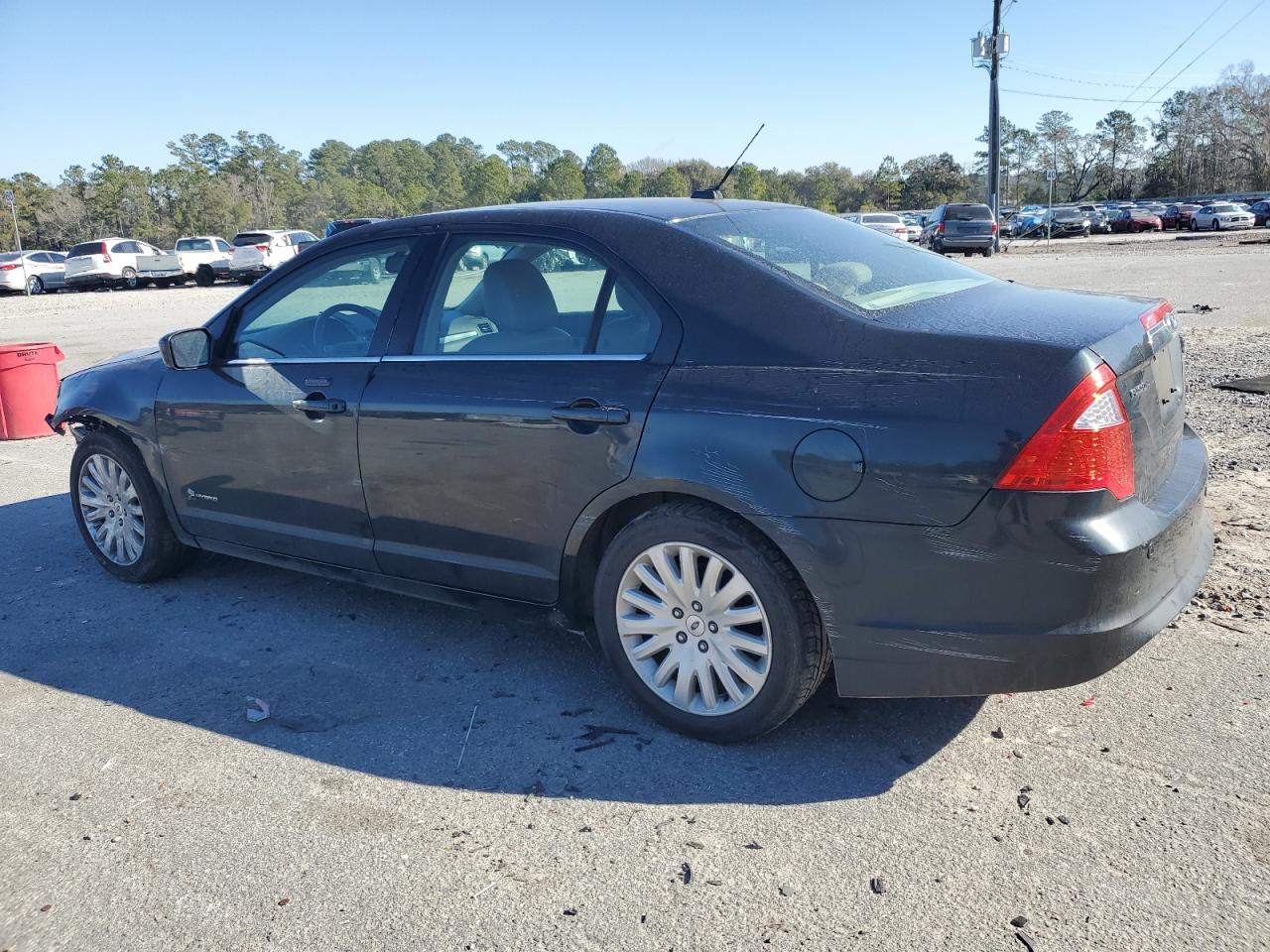 Photo 1 VIN: 3FADP0L38AR317373 - FORD FUSION 