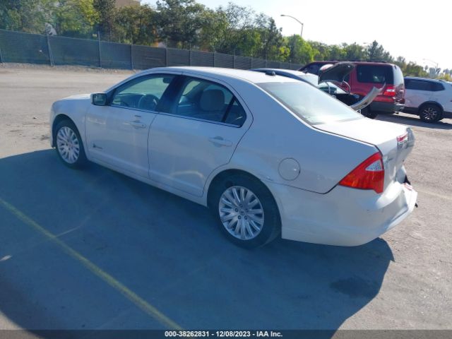 Photo 2 VIN: 3FADP0L38CR340770 - FORD FUSION HYBRID 