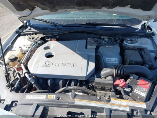 Photo 9 VIN: 3FADP0L38CR340770 - FORD FUSION HYBRID 