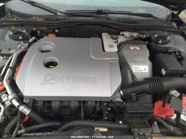 Photo 9 VIN: 3FADP0L39AR402416 - FORD FUSION 