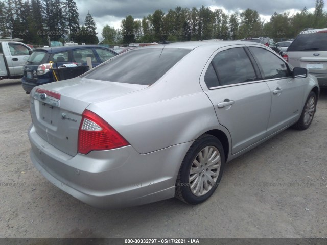 Photo 3 VIN: 3FADP0L3XAR113951 - FORD FUSION 