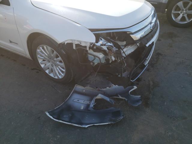 Photo 8 VIN: 3FADP0L3XBR114146 - FORD FUSION HYB 