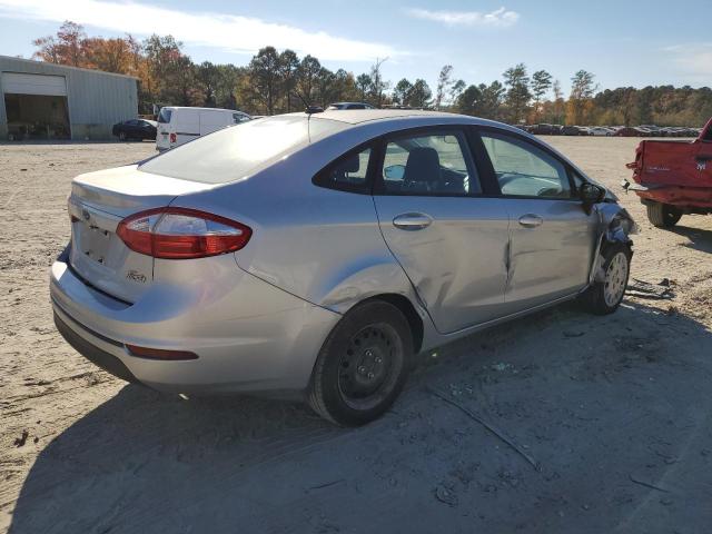 Photo 2 VIN: 3FADP4AJ0JM131638 - FORD FIESTA 