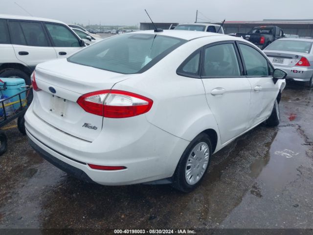 Photo 3 VIN: 3FADP4AJ0KM147520 - FORD FIESTA 