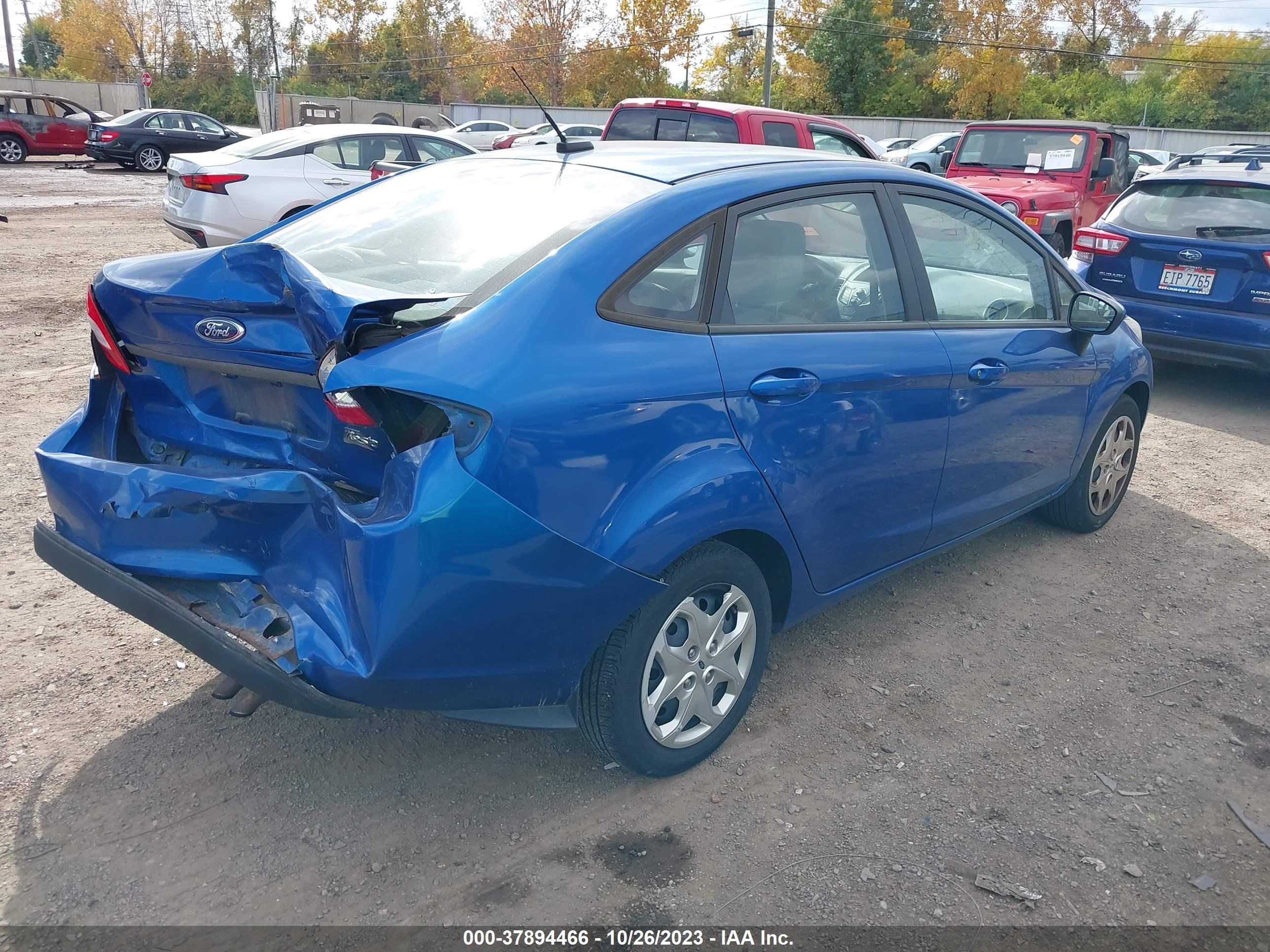 Photo 3 VIN: 3FADP4AJ1BM239946 - FORD FIESTA 