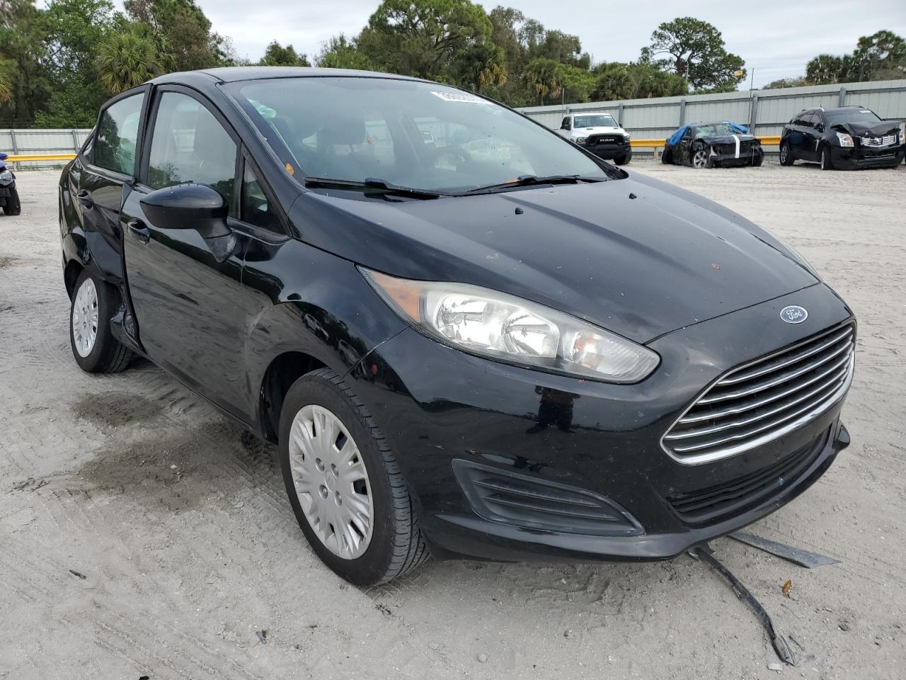 Photo 3 VIN: 3FADP4AJ1HM144442 - FORD FIESTA 