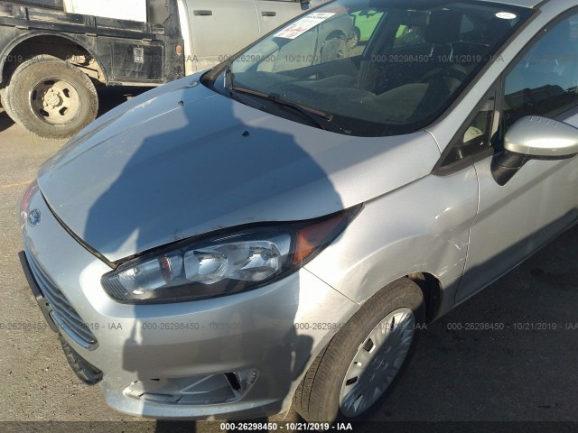 Photo 5 VIN: 3FADP4AJ1JM144074 - FORD FIESTA 