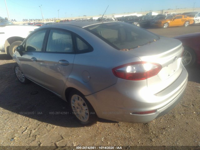 Photo 2 VIN: 3FADP4AJ1KM111528 - FORD FIESTA 