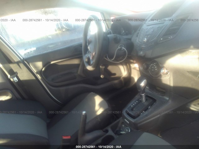 Photo 4 VIN: 3FADP4AJ1KM111528 - FORD FIESTA 