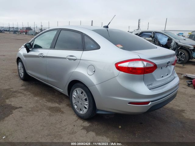 Photo 2 VIN: 3FADP4AJ1KM145095 - FORD FIESTA 