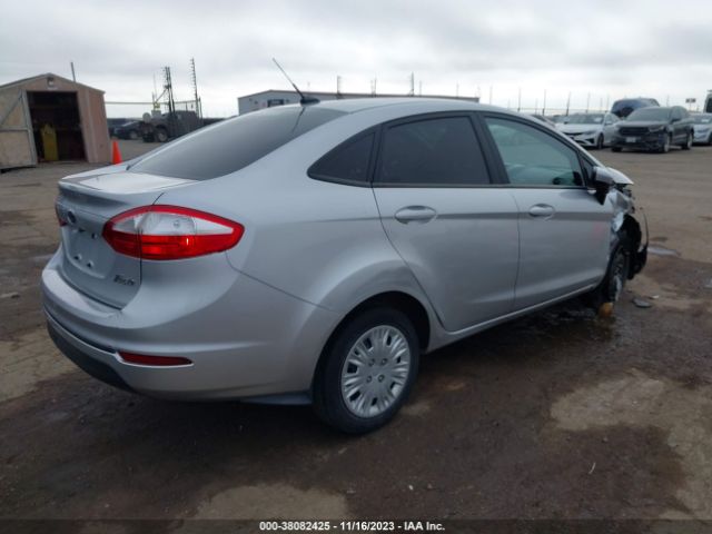 Photo 3 VIN: 3FADP4AJ1KM145095 - FORD FIESTA 