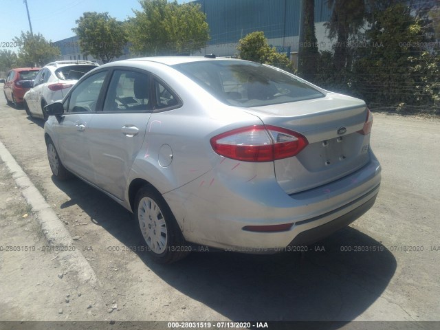 Photo 2 VIN: 3FADP4AJ2GM157246 - FORD FIESTA 