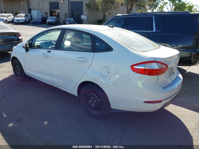 Photo 2 VIN: 3FADP4AJ2JM127364 - FORD FIESTA 