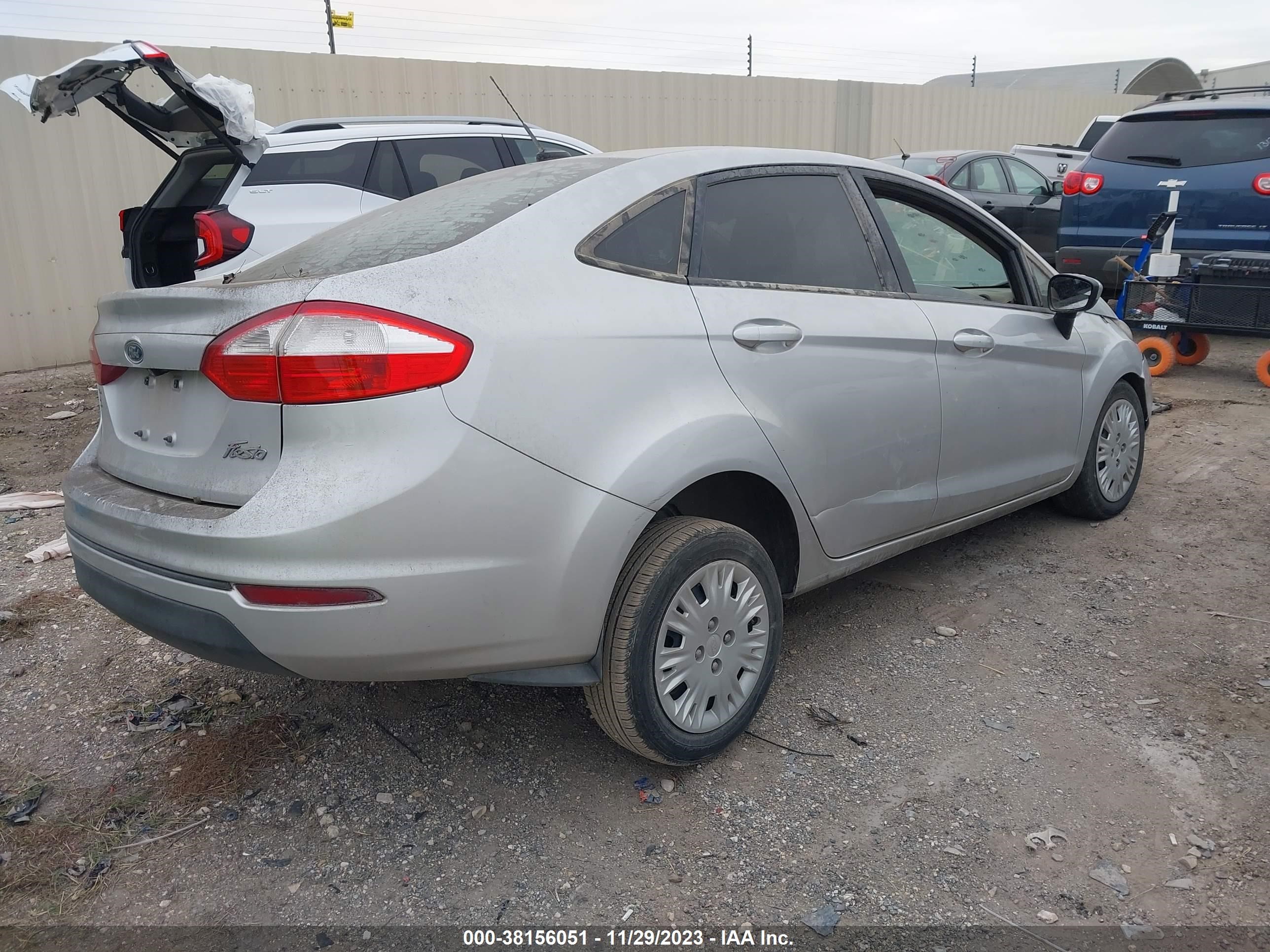 Photo 3 VIN: 3FADP4AJ3KM101471 - FORD FIESTA 