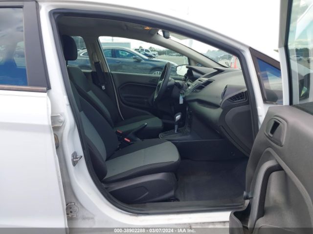 Photo 4 VIN: 3FADP4AJ3KM129934 - FORD FIESTA 