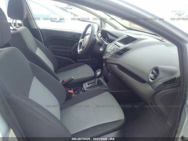 Photo 4 VIN: 3FADP4AJ3KM132266 - FORD FIESTA 