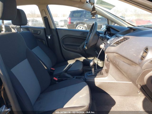 Photo 4 VIN: 3FADP4AJ3KM135569 - FORD FIESTA 