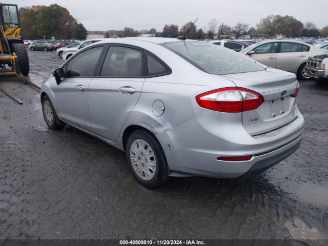 Photo 2 VIN: 3FADP4AJ5FM122960 - FORD FIESTA 