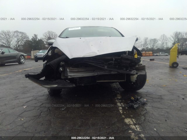 Photo 5 VIN: 3FADP4AJ5FM202551 - FORD FIESTA 