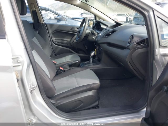 Photo 4 VIN: 3FADP4AJ5GM159640 - FORD FIESTA 