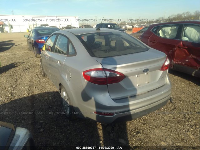 Photo 2 VIN: 3FADP4AJ6GM126890 - FORD FIESTA 