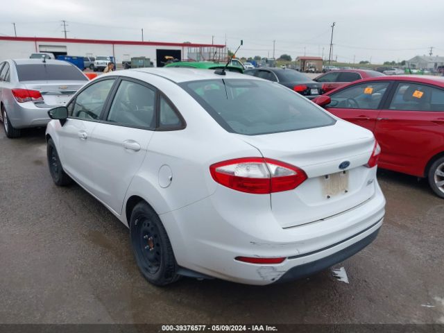 Photo 2 VIN: 3FADP4AJ7FM114603 - FORD FIESTA 