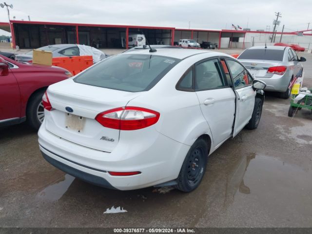 Photo 3 VIN: 3FADP4AJ7FM114603 - FORD FIESTA 