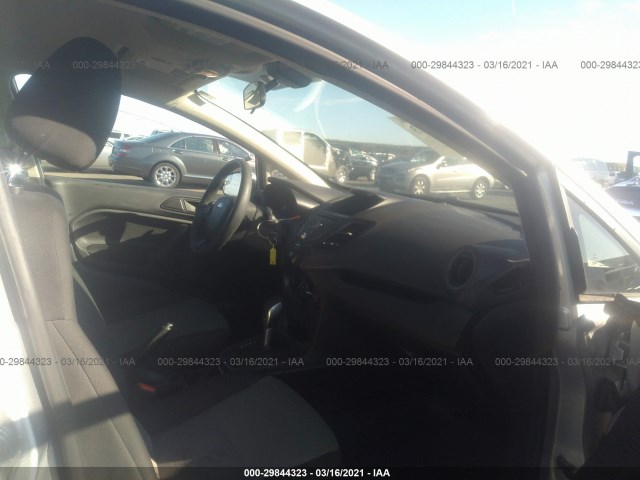 Photo 4 VIN: 3FADP4AJ7HM117424 - FORD FIESTA 