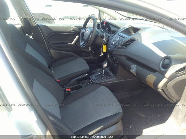 Photo 4 VIN: 3FADP4AJ7KM122968 - FORD FIESTA 