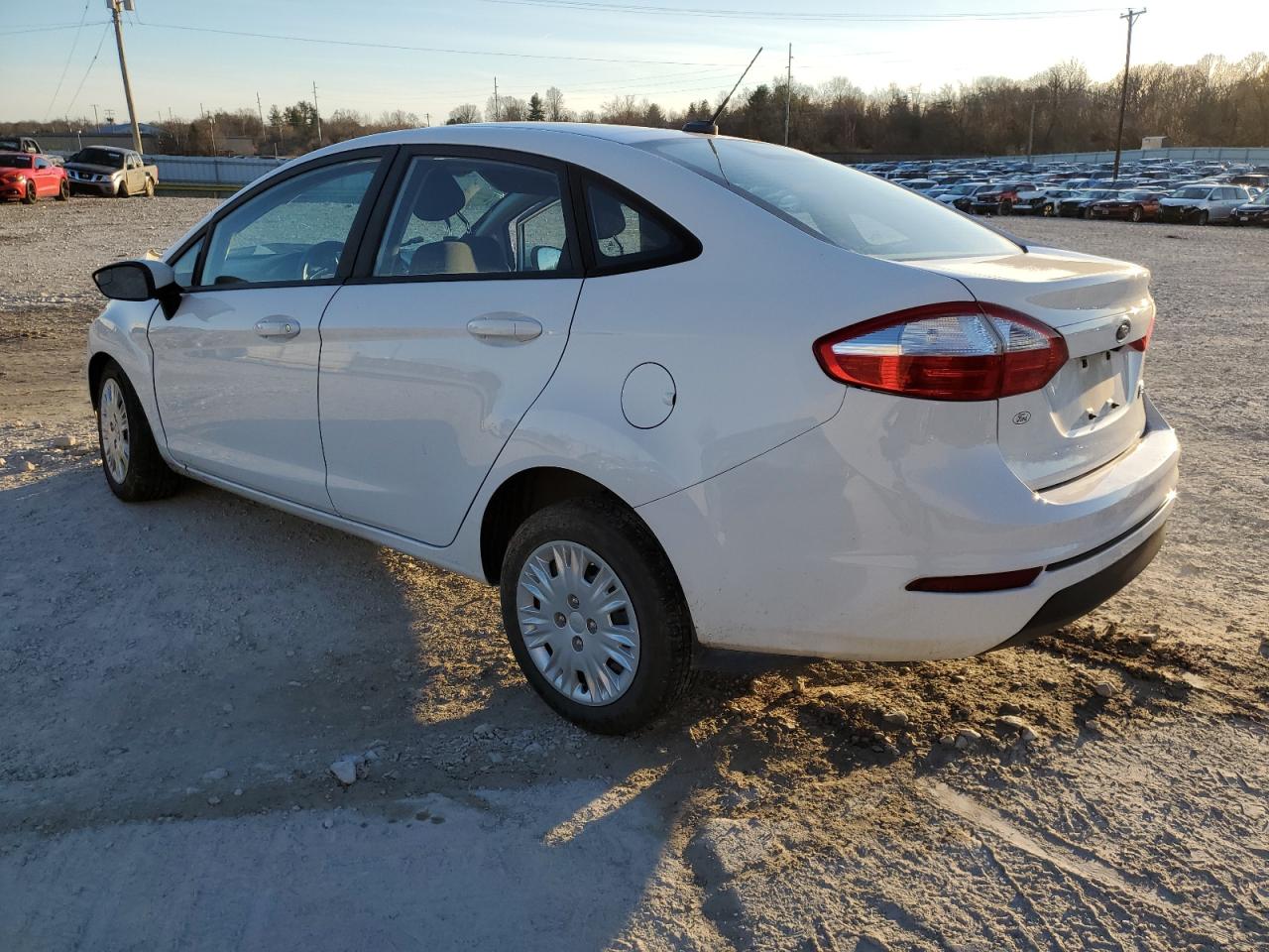 Photo 1 VIN: 3FADP4AJ8KM104589 - FORD FIESTA 